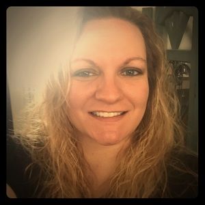 Meet your Posher, Shana